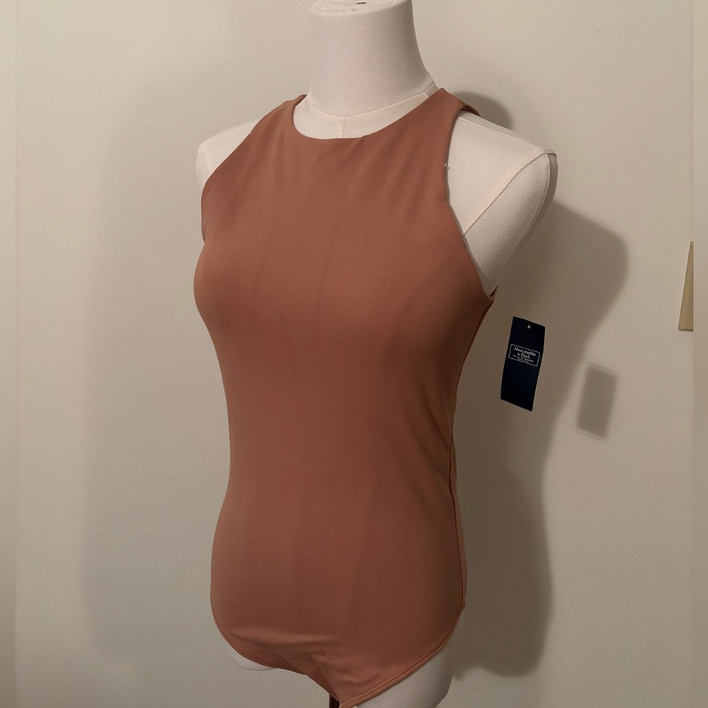 NWT Abercrombie and Fitch nude bodysuit size small